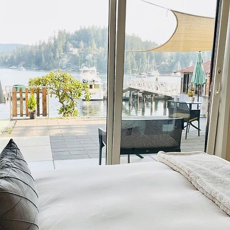 Villa Oceanfront Zen à North Vancouver Extérieur photo