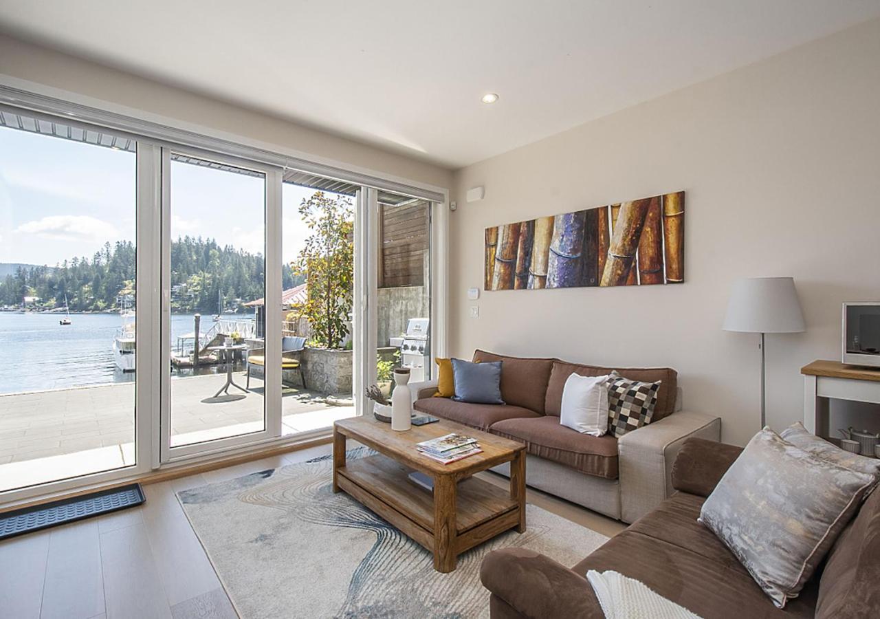 Villa Oceanfront Zen à North Vancouver Extérieur photo